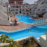 Floritas Apartment