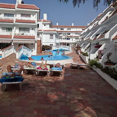Floritas Apartment